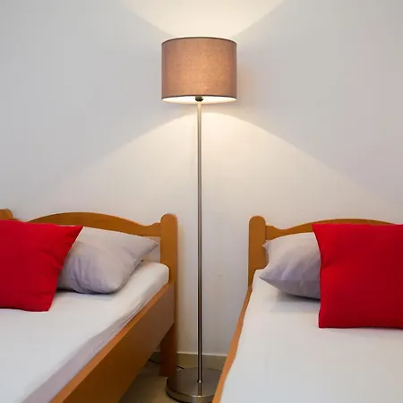 Natasa Appartement Seget Vranjica