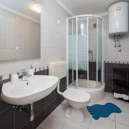 Natasa Appartement Seget Vranjica