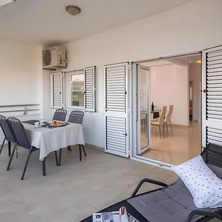 Natasa Seget Vranjica