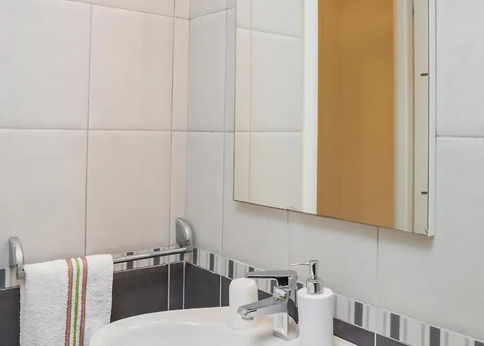 Natasa Apartman Seget Vranjica