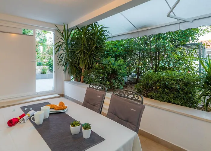 Natasa Apartman Seget Vranjica